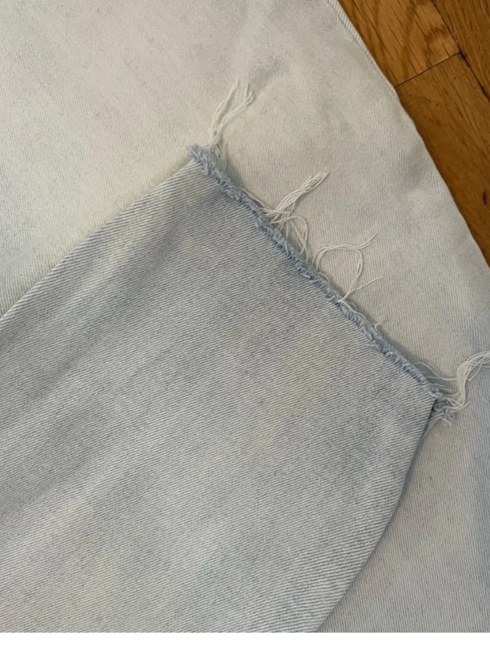 Old Navy Women’s 10 Tall Light Wash Skinny Classic Pale Blue Raw Hem Denim Jeans